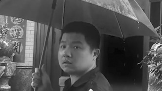 “叫我快跑，還推了我一下”，山體垮塌的瞬間他把生的希望給了同伴