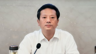 南昌市常務(wù)副市長(zhǎng)胡曉海主動(dòng)交代問(wèn)題，正接受審查調(diào)查