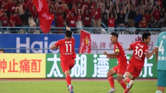 “仿佛過(guò)年”：拼得“蘇超”首勝后，常州趁勢(shì)“搶流量”