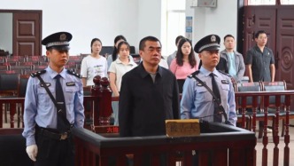 受賄1566萬余元，光大科技有限公司原總經(jīng)理李璠獲刑十年半