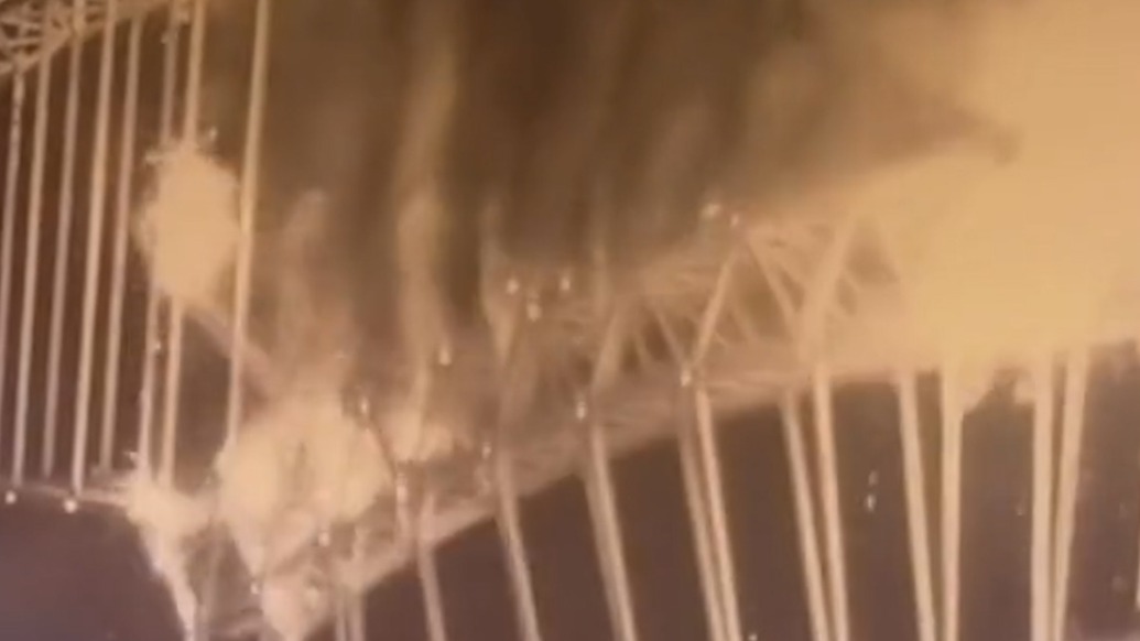 監(jiān)控畫(huà)面:川青鐵路尖扎黃河特大橋施工繩索斷裂瞬間