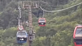 索道故障排除，張家界天門山景區(qū)向滯留受驚嚇的游客致歉