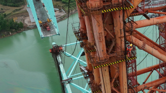 川青鐵路尖扎黃河特大橋施工繩索斷裂事故已致12人遇難4人失聯(lián)