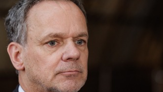 荷蘭外交大臣辭職