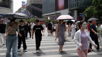 上海連續(xù)第四天發(fā)布高溫橙警，預(yù)計(jì)中心城區(qū)等地最高溫超37°C