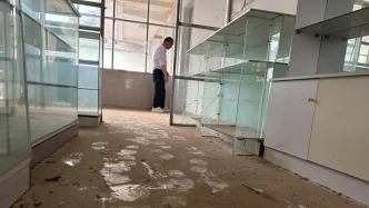 云南会泽一村医与县卫健局拉锯战：举报后被指非法行医，行政复议悬而未决