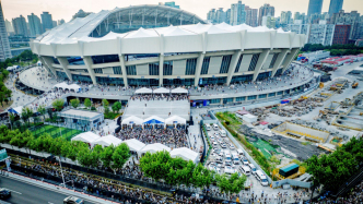 盛大下的細微：偶像演唱會“造夢”之外?