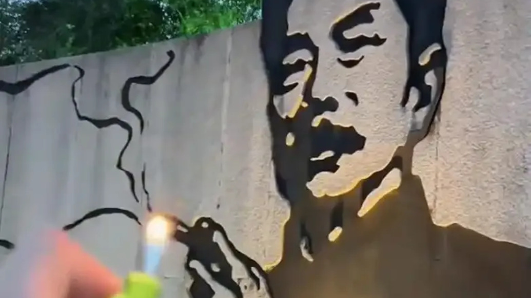 游客投訴“魯迅夾煙墻畫”，紹興文旅工作人員：不會因一人投訴而盲從，會綜合各方意見