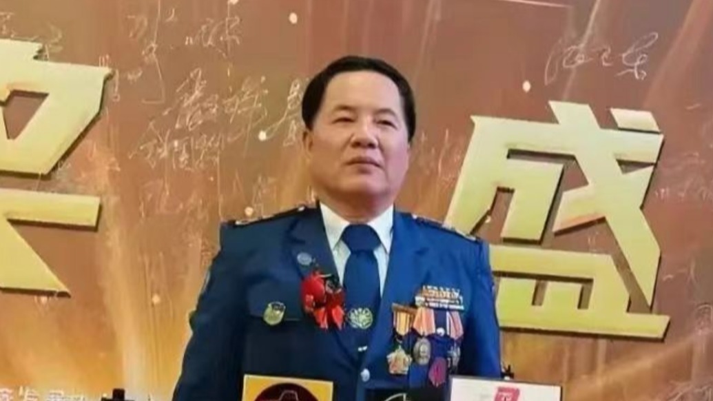 “聯(lián)合國外交官”房文軍的造假江湖：收藏某“書法家”作品，互吹互捧