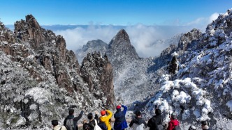 黃山旅游：上半年?duì)I收同比增長(zhǎng)12.7%，黃山景區(qū)累計(jì)接待進(jìn)山游客數(shù)增長(zhǎng)5.82%