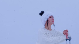 楊俊?。阂欢ㄒ吹交ㄩ_(kāi)，一定要等燕子歸來(lái)