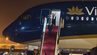越南政府總理范明政乘機(jī)抵達(dá)天津，出席2025年上合組織峰會(huì)