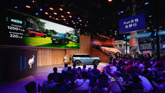 福特智趣烈马成都车展全球首发，“一键成床”化身户外露营“全能一哥”