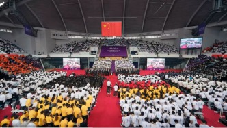 大學(xué)陸續(xù)開學(xué)，校長(zhǎng)寄語(yǔ)新生：多跨界學(xué)習(xí)、探索