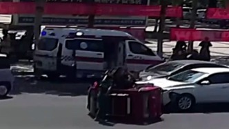 路遇交通事故多名外賣騎手勇救受傷老人，送單超時不罰反被獎
