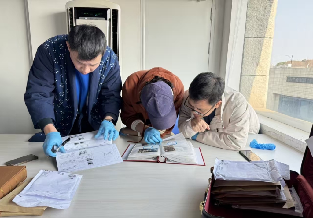 记录日军在沪暴行的“劳伦斯相册”，是如何鉴定的？