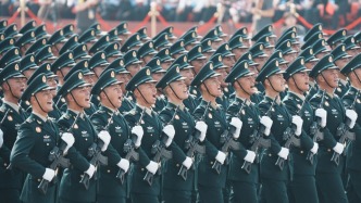 火箭军方队：大国长剑“执剑人”