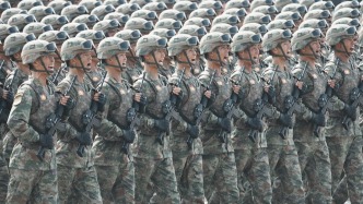 军事航天部队方队、网络空间部队方队、信息支援部队方队首次亮相天安门广场