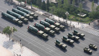 第1現(xiàn)場(chǎng)·九三閱兵?｜裝備方隊(duì)之戰(zhàn)略打擊群，國(guó)之重器