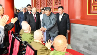 這6位與總書記握手的老戰(zhàn)士是誰？