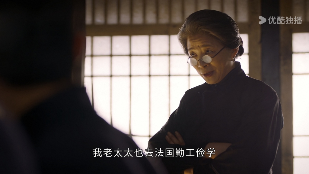 专访｜一年演两个“婆婆”的迟蓬聊爆款剧《生万物》