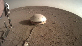 NASA火星地震數(shù)據(jù)揭示火星內(nèi)部結(jié)構(gòu)和45億年前撞擊史