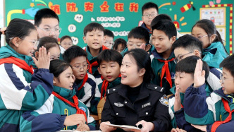 法治宣傳教育法草案擬將法治素養(yǎng)納入學(xué)生綜合素質(zhì)評價范圍