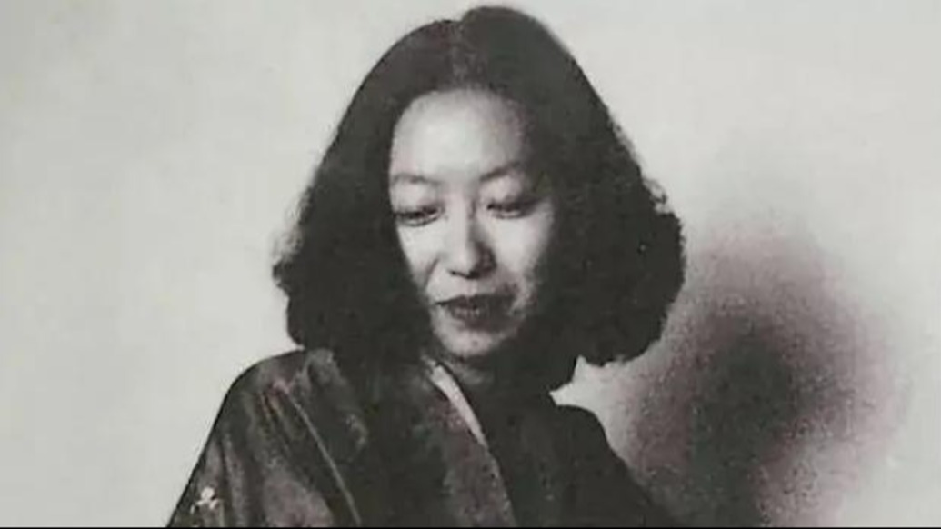 历史上的今天 | 1995年9月8日,著名作家张爱玲逝世
