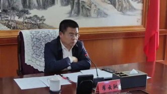 包頭稀土高新區(qū)管委會副主任翟云馳跨市赴烏海海勃灣區(qū)履新