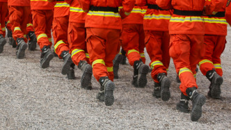 四川攀枝花市消防部门：2名训练时突遇险情失联消防人员仍在搜救中