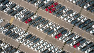以價換量難挽業(yè)績：頭部汽車經(jīng)銷商營收凈利雙降，新能源車成關鍵增量