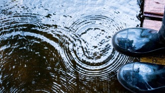 廣東深圳部分地區(qū)暴雨預(yù)警信號升級為橙色