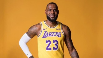 勒布朗·詹姆斯人民日报撰文：希望能为中国篮球的发展贡献力量