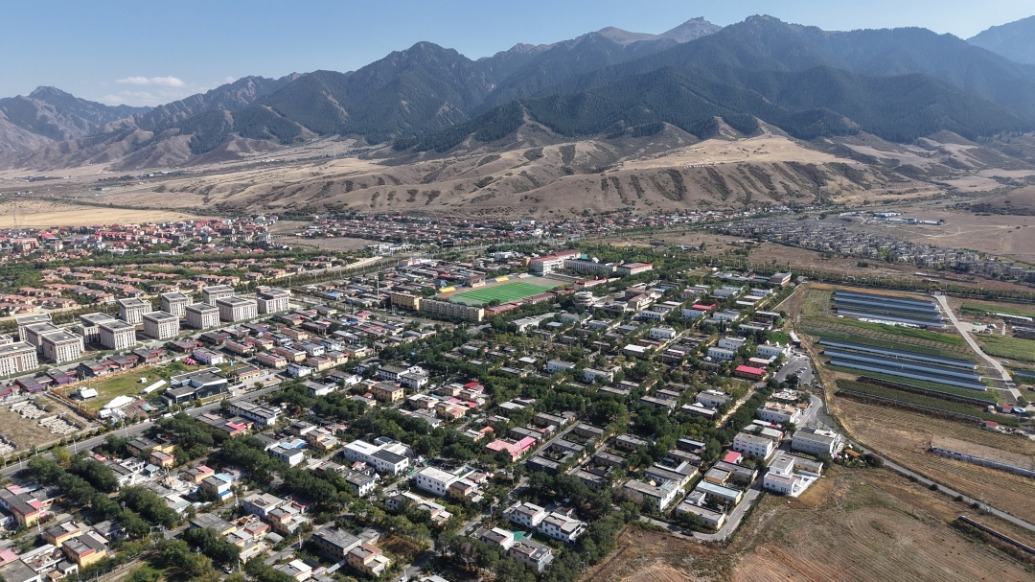 烏魯木齊市平西梁村書記李桂琴的夢想：未來想打造全疆民宿第一村