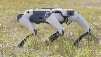 中俄蒙三方邊防部隊聯(lián)合演練：機(jī)器狗、穿越機(jī)上陣