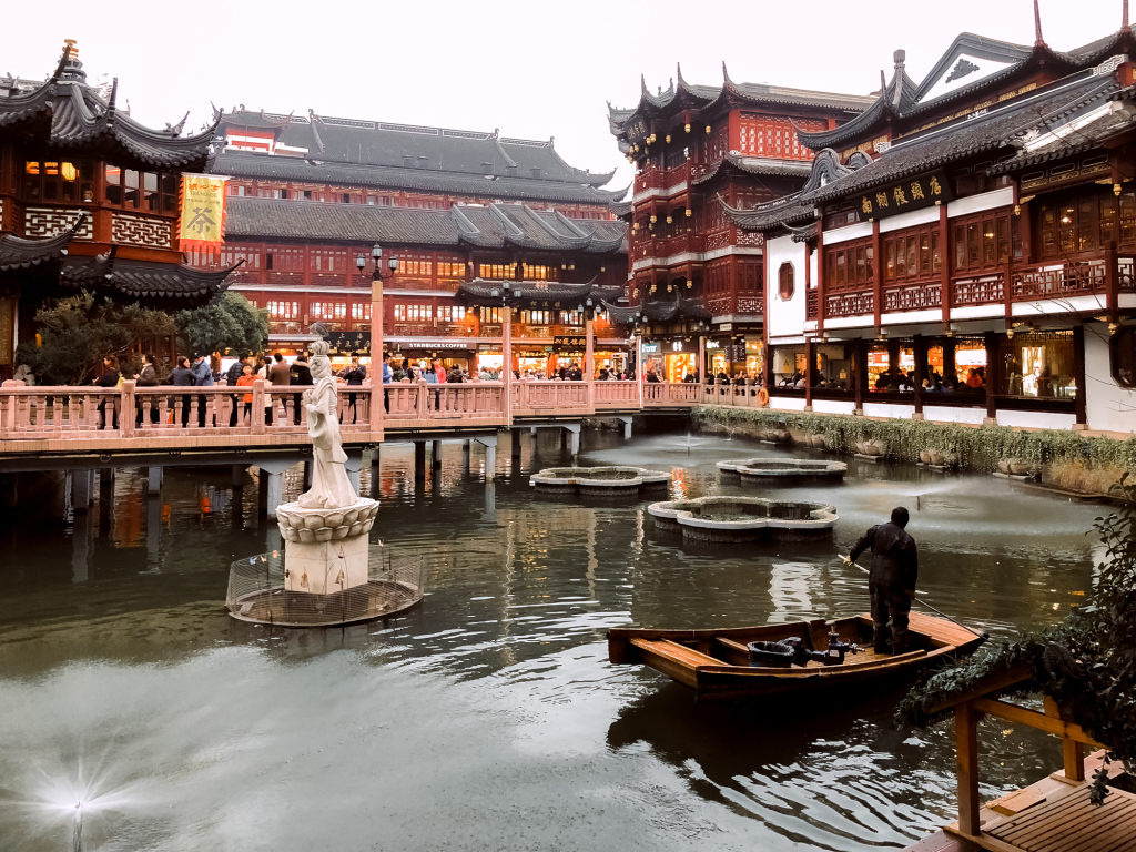 上海旅居⑤｜奥西波夫：这座城传统和现代过渡柔和，充满能量