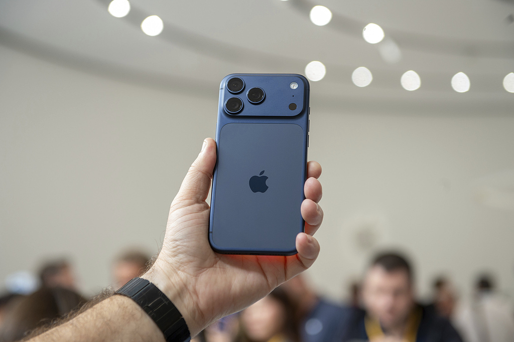 外媒眼中新iPhone：Air版为明年折叠机铺路，标准版中国定价“激进”