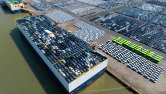 今年1至8月，我国汽车产销量首次双超2000万辆