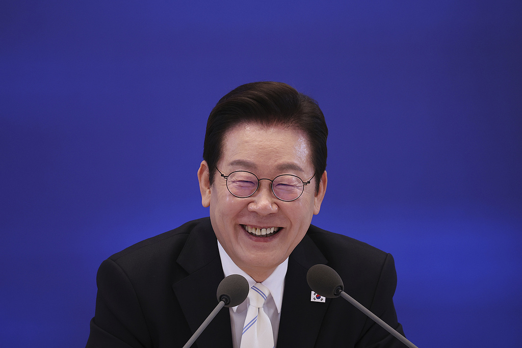 李在明上台百日股市创新高，在美被拘韩国工人遣返前又生变数