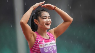 跑一場(chǎng)少一場(chǎng)，梁小靜再戰(zhàn)世錦賽做榜樣