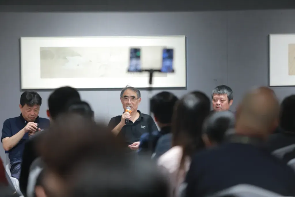 “花儿不会老，鸟儿不会变”