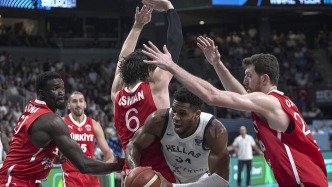 體壇聯(lián)播｜字母哥正負(fù)值全場(chǎng)最低，希臘無(wú)緣歐錦賽決賽