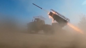 俄稱多方向打擊烏軍目標(biāo)，烏稱襲擊俄煉油廠及鐵路