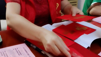 長沙一小區(qū)給1260戶業(yè)主分紅45萬元：來源于廣告費(fèi)、停車費(fèi)等公共收益