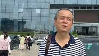 合肥“60后”高考大叔入校报到：享受大学生活，毕业后做些力所能及的事