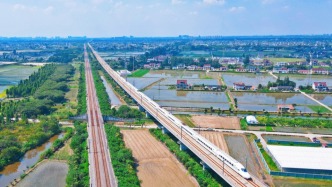 前八月全國鐵路發(fā)送旅客32億人次同比增長6.7%，創(chuàng)歷史同期新高