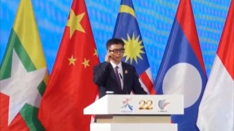 陳剛書記的眼鏡里藏著什么秘密？