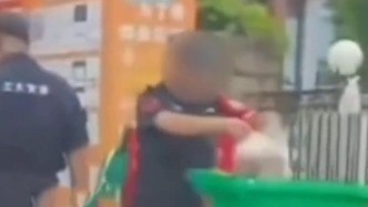 四川一高校通報(bào)學(xué)生外賣被扔：校方將承擔(dān)快遞柜費(fèi)用，保衛(wèi)處長(zhǎng)停職