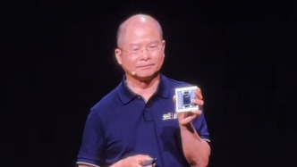 华为披露昇腾芯片三年演进规划，昇腾950PR明年一季度推出