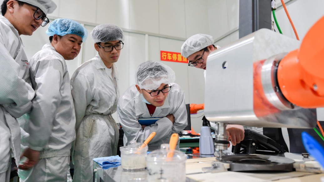 中国研发人员总量世界第一，全社会研发投入超3.6万亿元